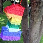 LEONARDO PADRÓN: La piñata y el mal de ojo 